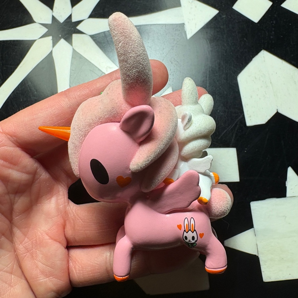 tokidoki Unicorno Bambino Series 2 USAGI & HOPPER *Chaser* - Picture 3 of 6